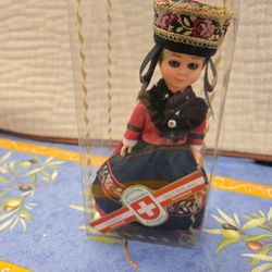 Switzerland zermatt schneider scheweiz handarbeit doll 