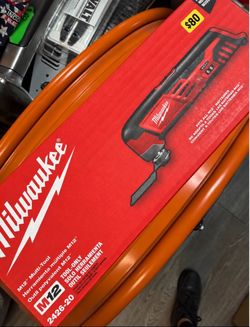 Milwaukee M12 12V Lithium-Ion Cordless Oscillating Multi-Tool (Tool-Only)
