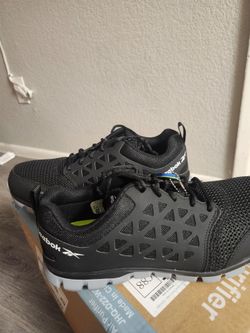 Men's 10.5 shoes (NEW)