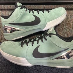 Kobe 4 “Girl Dad” Size 11.5 With Box