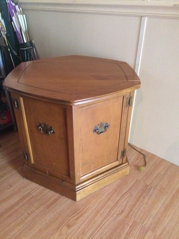 Storage End Table