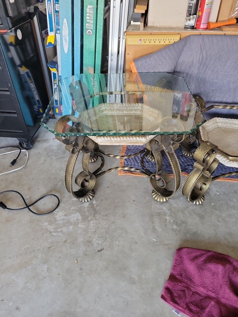 Living Room Glass Table Set $90