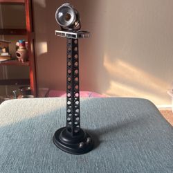 Marx 436 Searchlight Tower 13  3/4Tall Black Spotlight Metal Train Accessory 