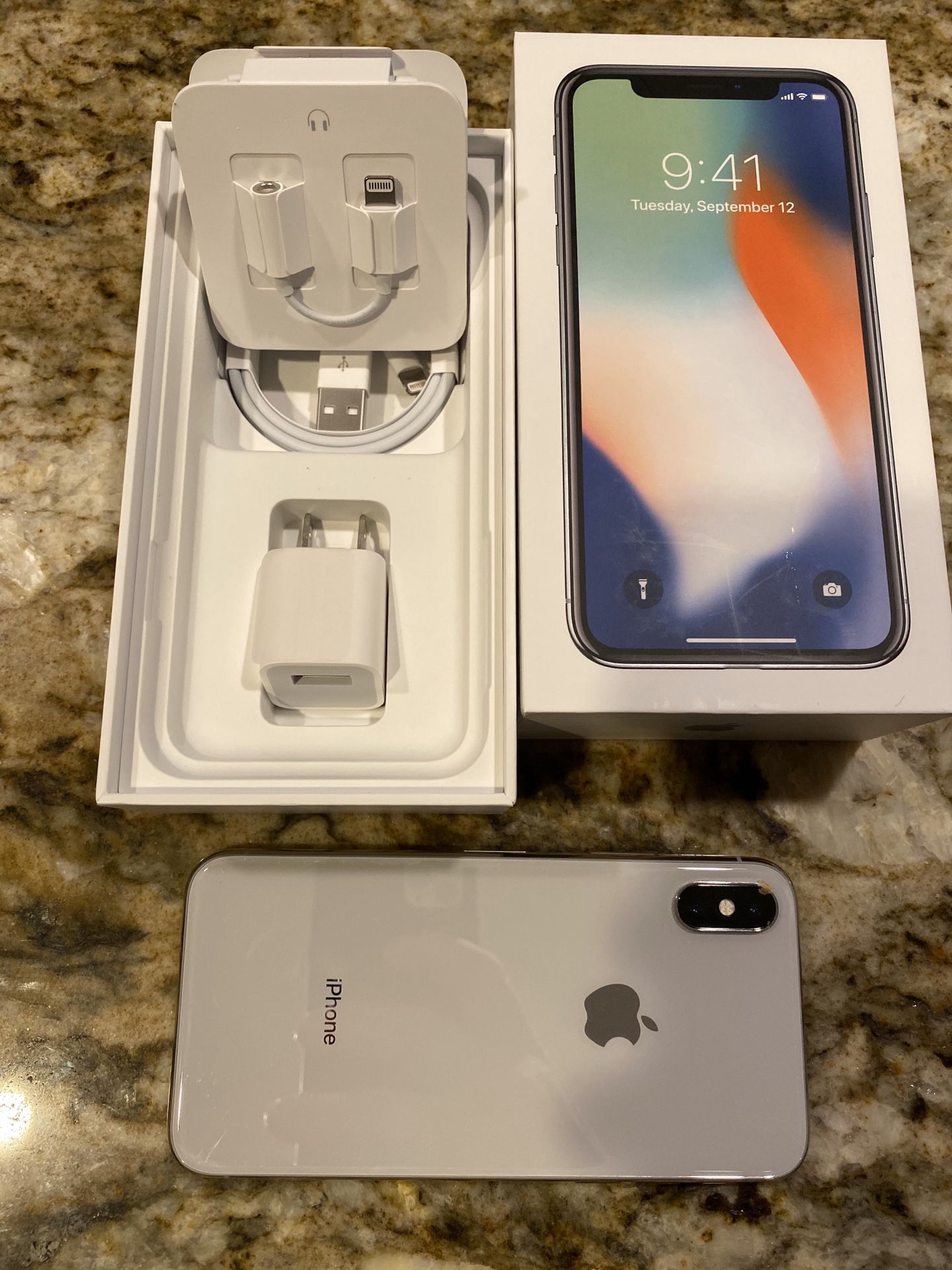 iPhone X 256 gig silver AT&T