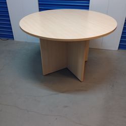 Round table with 4 chairs $ 200 set