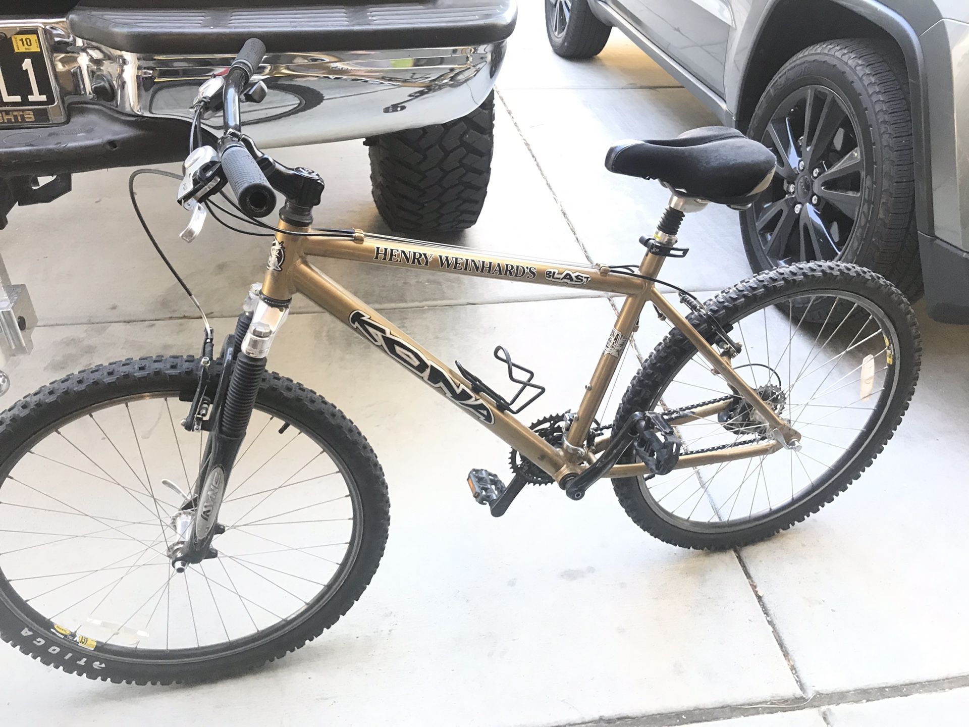 Kona Henry Weinhard s Blast Bike for Sale in Las Vegas NV OfferUp