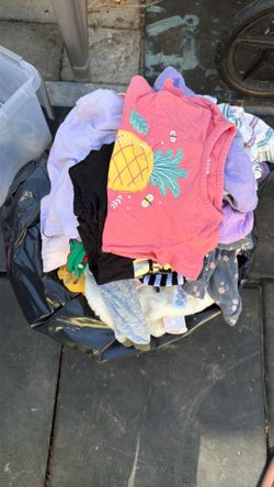 Huge bag of baby girl clothes 12-2t