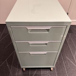 ☆~CB2 METAL 3-DRAWER FILE CABINET ON WHEELS~☆