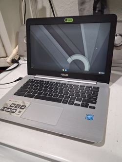 Acer Chromebook laptop.  Good condition.   ready to use with your Google account.   15 inches screen.  charger and case included.