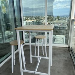 Table With stools