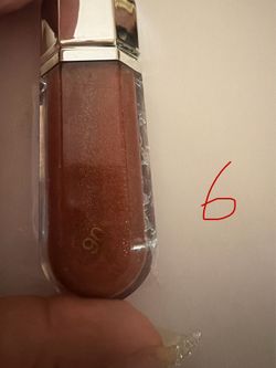 Lip gloss