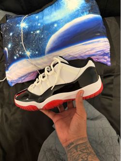 JORDAN 11 LOW CONCORD BRED