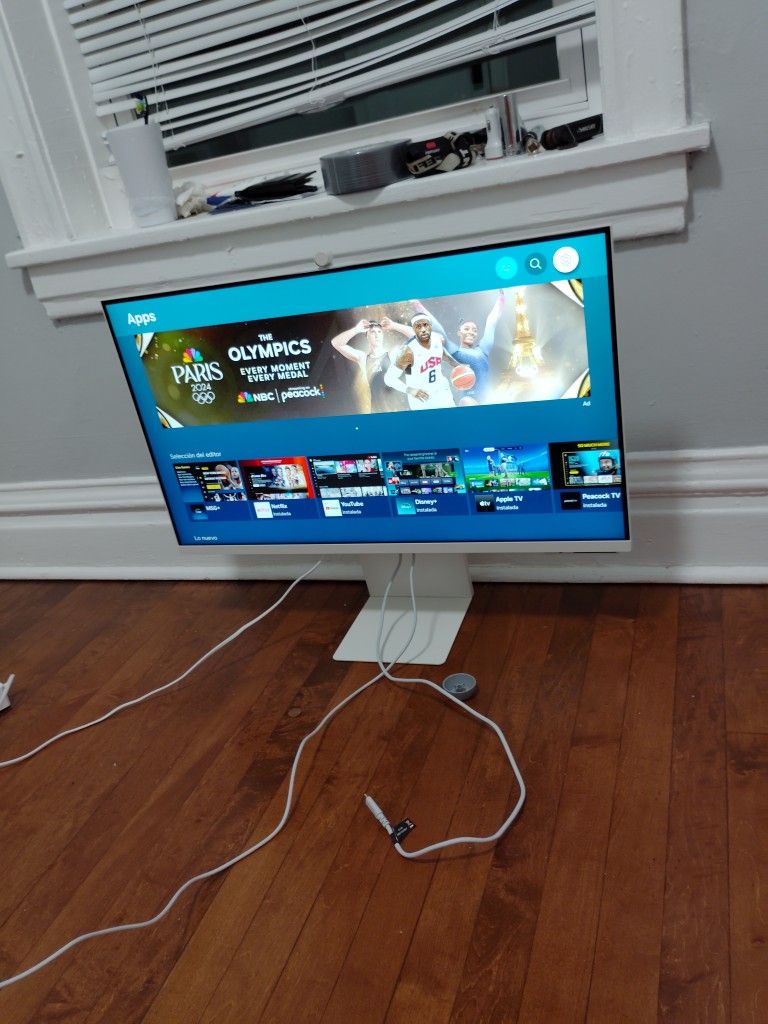 Samnsung M8 Monitor Streeming