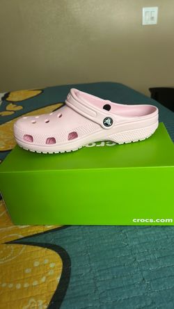 Crocs size 9