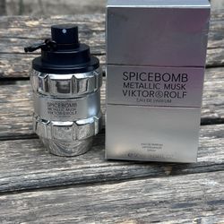 Viktor Rolf Spicebomb Matallic Musk Edp 3.3oz