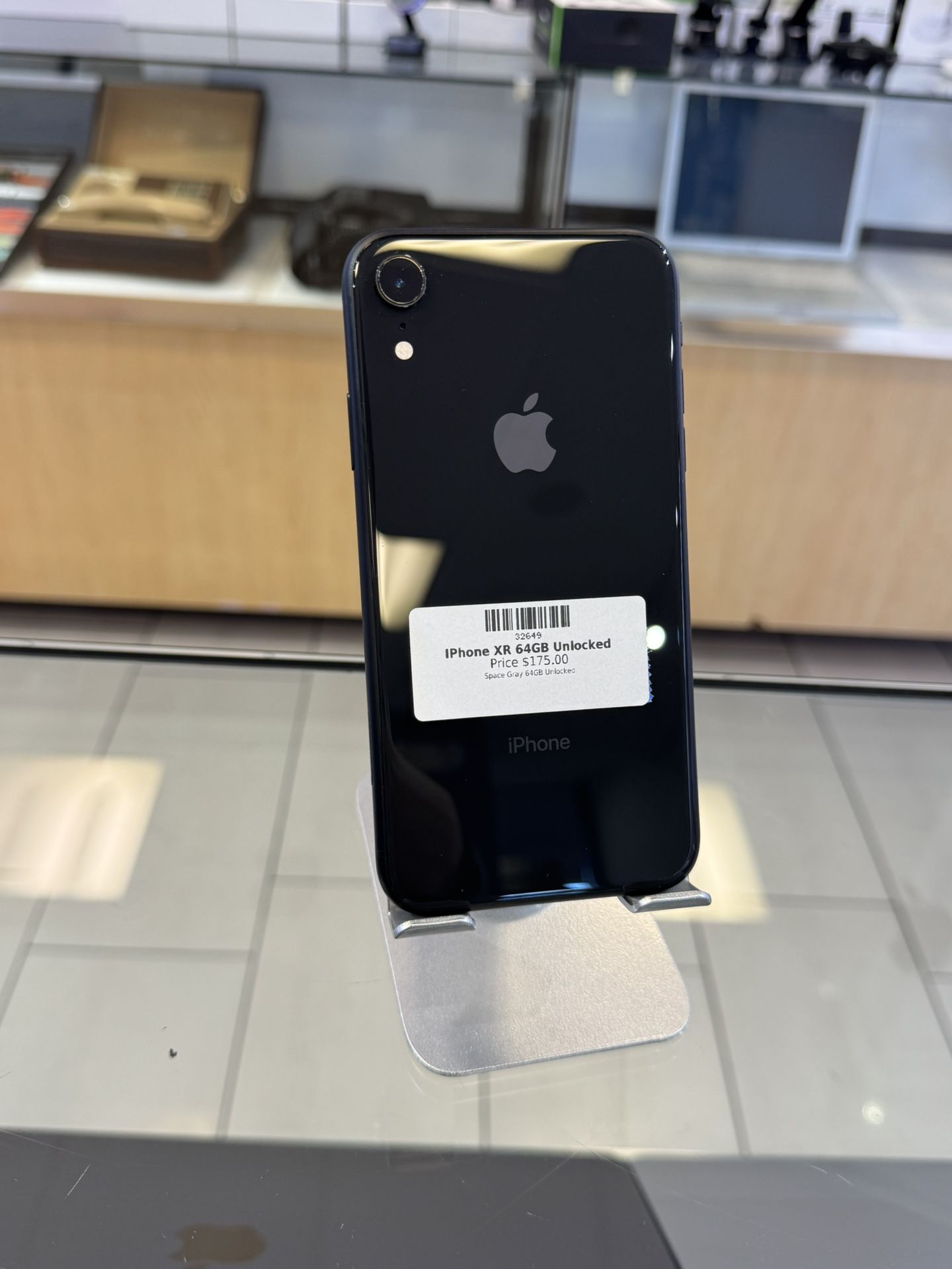 iPhone XR 64GB Unlocked