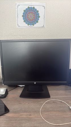 22 inch V7 Computer Monitor