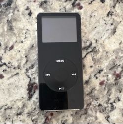Apple iPod nano 3rd Gen 4GB Black Media Player