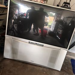 60 Inch Hitachi 