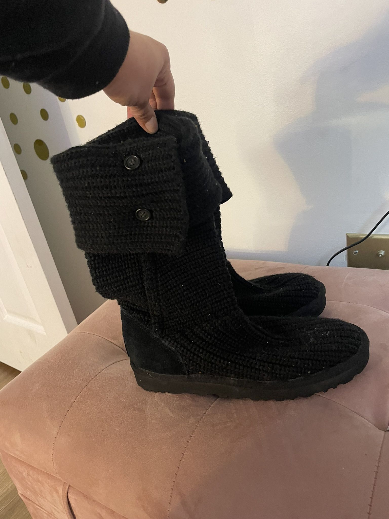 Woman's Classic Cardi Knit Tall Ugg Boots Size 7