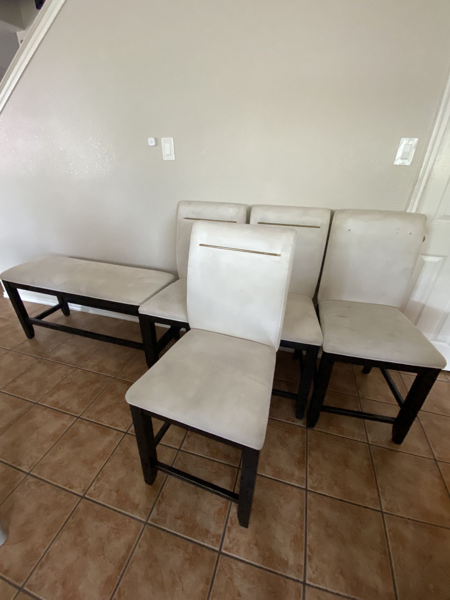 Free Dining Chairs And Bench