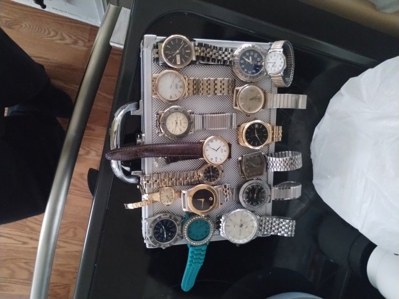 A Variety Of Old Watches