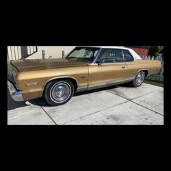 1974 Dodge Monaco 