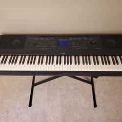 Yamaha Portable Grand DGX-660 Digital Keyboard Fully Weighted