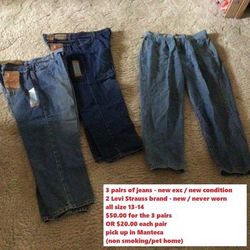 WOMEN'S JEANS - 3 PAIRS SIZE 14 - MAKE A REASONABLE OFFER!
