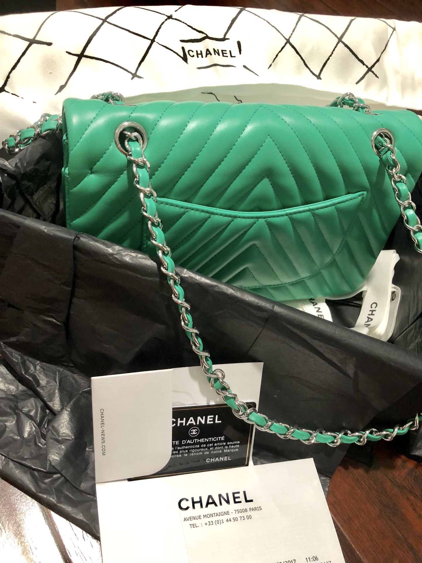 Chanel classic medium teal green bag purse for Sale in Milpitas, CA -  OfferUp