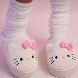 Hello Kitty Platform Slippers Size 7 Woman's New