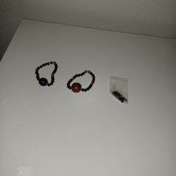 Beads Bracelet Prayer Beads for Meditation Buddha Tibetan Bracelet for Men and Women and Earrings Too 