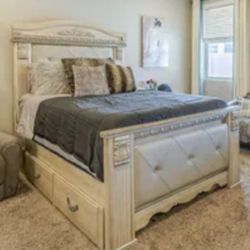 Queen Bedframe With Drawers