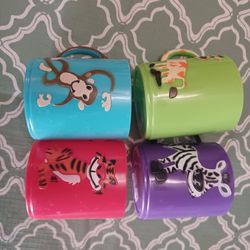 4 kids animal zoo cups / mugs 