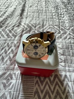 Fossil watch make offers $$$