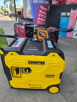 Champion 6500W Dual Fuel Inverter Generator