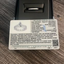 14 K White Gold Wedding Ring For Sale