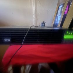 Tripp Lite Smart UPS SU1000RTXLCD2U