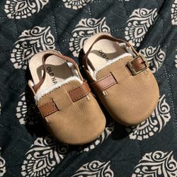 Old Navy Baby Clogs