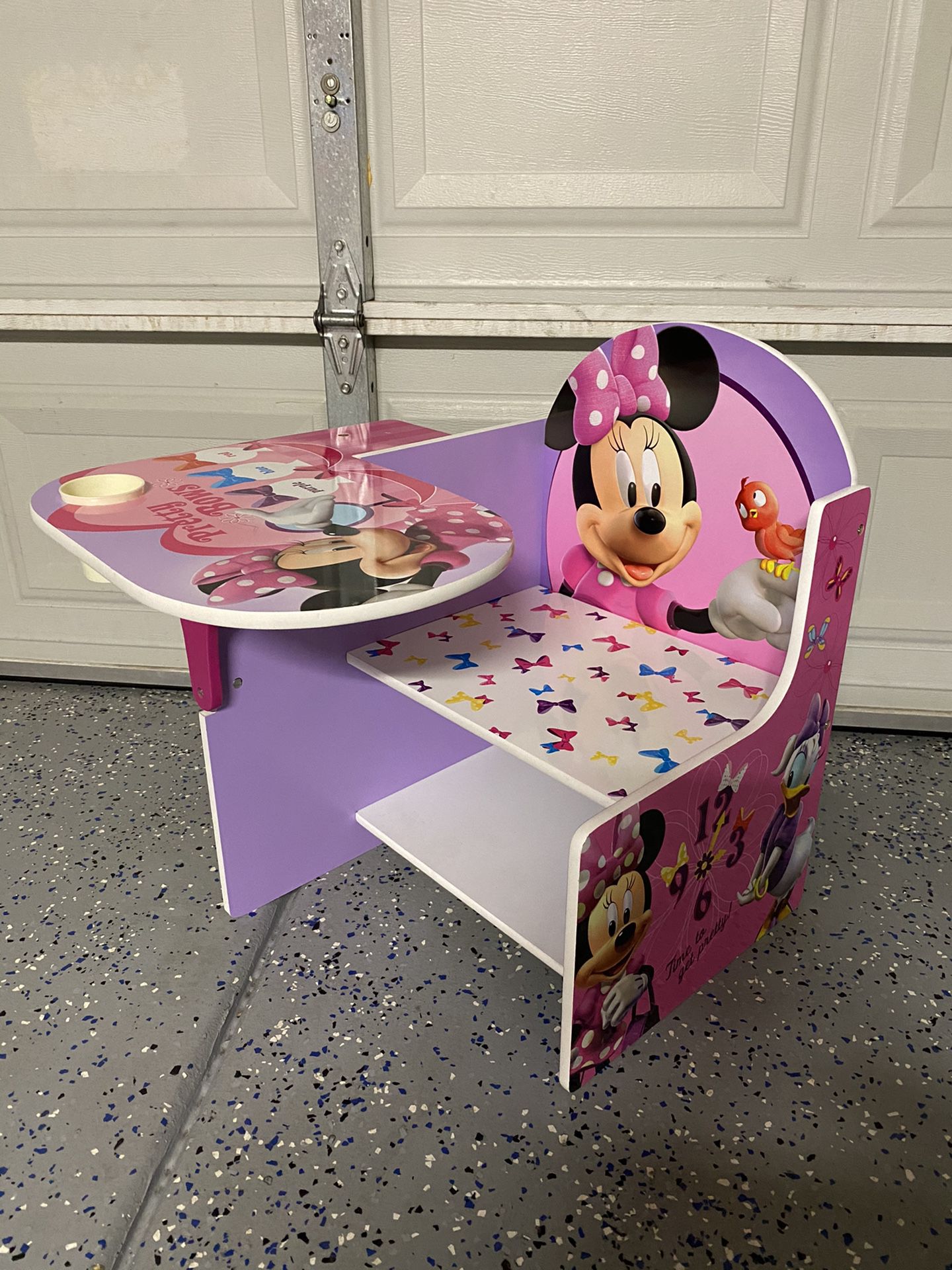 Delta Children Chair Desk Disney Minnie Mouse