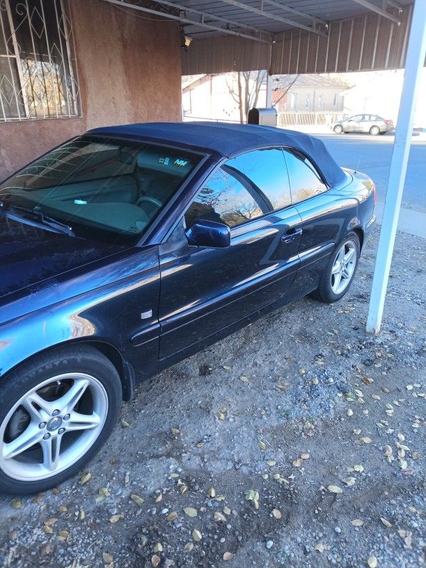 2002 Volvo C70