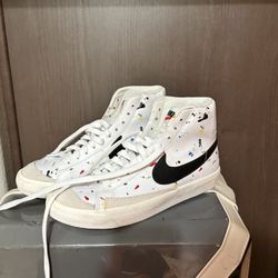 Nike, Bots, Girls, Teenagers, Shoes, Size 5.5 Y, New, Gift 