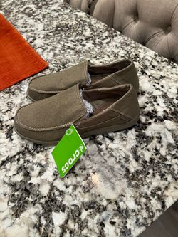 NEW-Crocs Santa Cruz Men's Canvas Slip-On Loafers Size 9