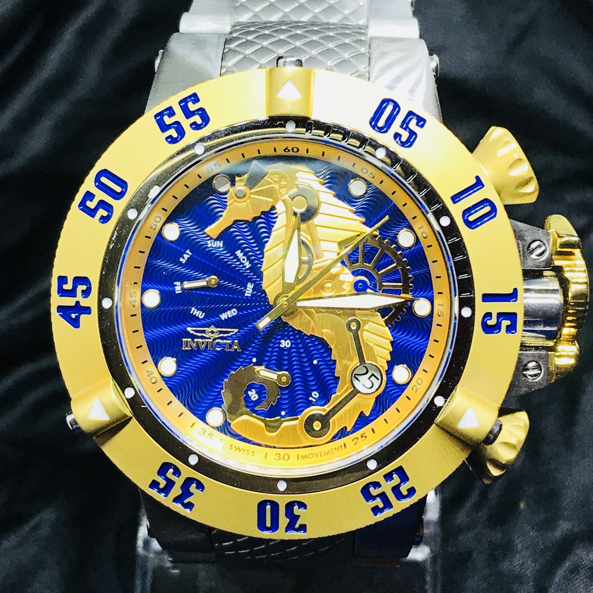 New Invicta Subaqua Noma III SEAHORSE 18k gold plated for Sale in Lloyd  Harbor, NY - OfferUp