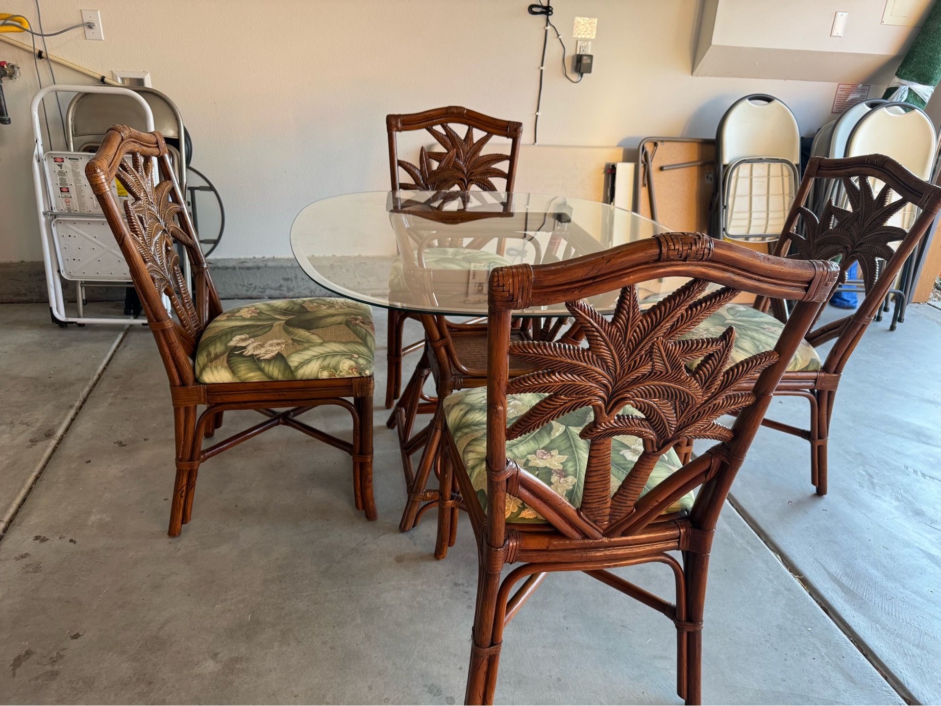Dining table set