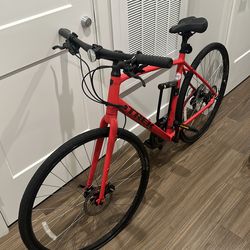 TREK FX2 Gen 4 (2024-2025) bicycle