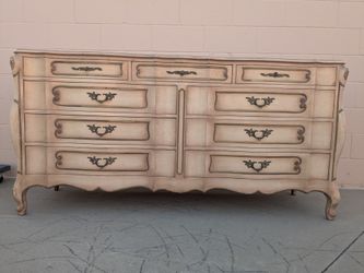 French Provincial Triple Dresser