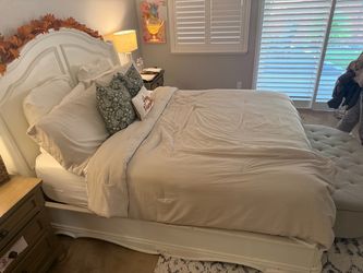 Cal king bedroom set
