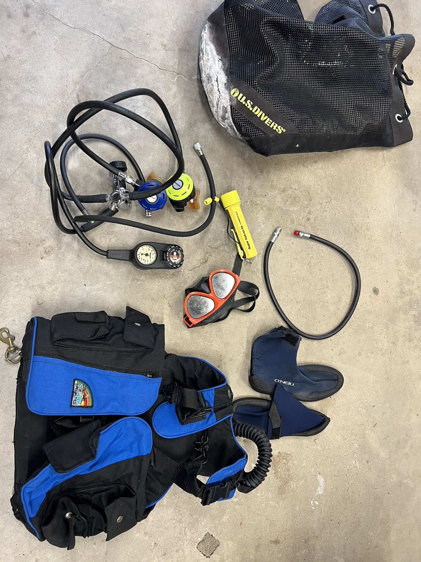 Scuba gear
