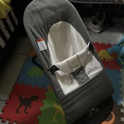 baby bouncer 